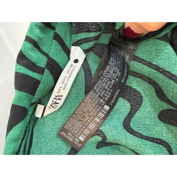 Zara Women’s Large Green Abstract Swirl Print Tiered Button Shirt Dress - Picture 3 of 3